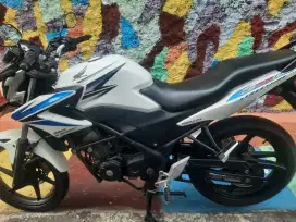 cb 150 th 2013 kondisi mulus bagus mesin sehat terawat