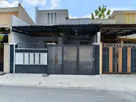 Rumah Minimalis tepi jalan raya bisa untuk usaha dekat Stasiun Gawok