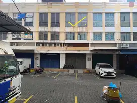 Ruko Graha Cempaka Mas: 3 Lt, LT 55 m2, Turun Harga Jual Cpt BU