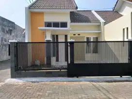 Rumah Baru Minimalis Hoek Dkt Bandara Abd Saleh Malang