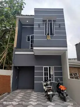 Rumah baru siap huni 2kt 2km 2 lantai jakarta bisa kpr dp fleksibel