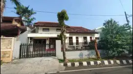 HITUNG TANAH ! RUMAH MEGAH DI BILLYMOON PONDOK KELAPA