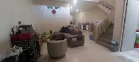 Rumah Bagus Furnish Simpang Darmo permai Selatan dekat pakuwon mall