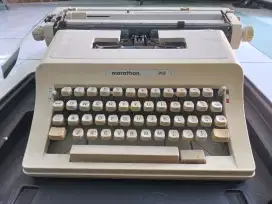 Mesin Ketik Marathon 913