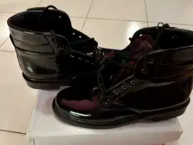 Dijual sepatu ukuran 40