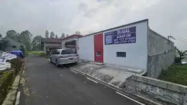 Rumah Villa Bangunan Baru di Blumbang Tawangmangu Karanganyar