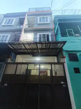 Dijual Cepat Rumah Model Ruko di Duripulo Jakarta Pusat