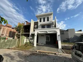 LDP 0086 Mewah. Dijual Rumah Baru Citraland Surabaya Barat