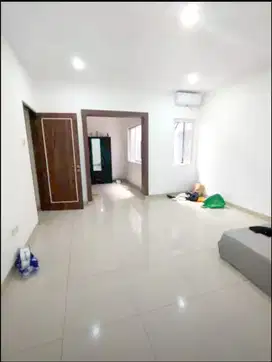 Jual Sewa Rumah Puri Mansion Dalam Komplek  Kembangan