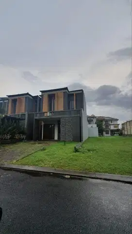 Dijual Rumah Kondisi Terawat Sutera Renata Cluster Alba Alam Sutera