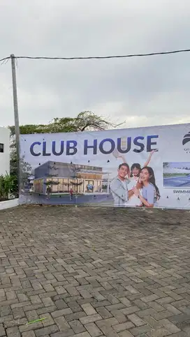 Dijual cepat rumah sertifikat SHM (Golden east kebomas)