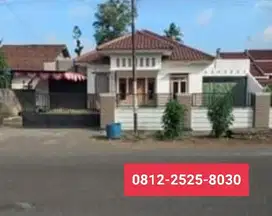 TURUN HARGA Rumah strategis tepi jl raya di kesugihan Cilacap PWK