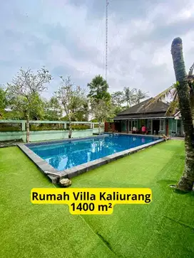 Rumah Villa Jalan Kaliurang Dengan Tanah Luas dan Asri