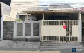 Rumah Bagus siap huni Darmo baru Barat Surabaya dekat Jalan Raya