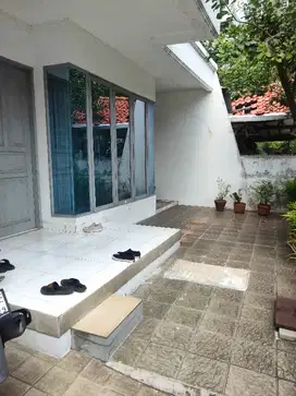jual rumah 1 lantai di Cempaka Putih , Jkt-Pusat