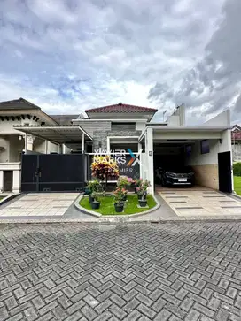 TURUN HARGA Rumah Mewah di Kawasan Elit Araya Malang