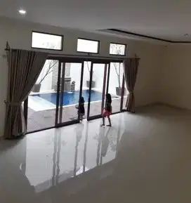 Rumah Banjar wijaya 2 Lantai Hoek ada pool siap huni