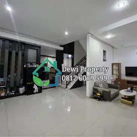 DIJUAL VILLA KOMP CEMARA ASRI JLN AZALEA