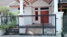 Di jual rumah di taman wisma asri  1 di bekasi utara