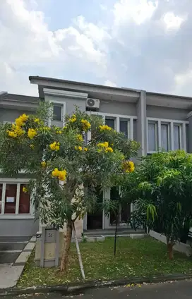 Dijual dan Sewa Rumah Rapih di Suvarna Furnish Tinggal Bawa Koper