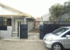 Dijual! Kosan 6KT & 1 Pavilun Tanah Luas dekat Summarecon Bandung