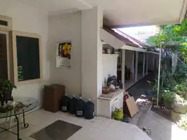 AREA TENGAH KOTA RUMAH LUAS DI TRUNOJOYO SURABAYA RON.A2600