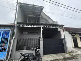 Disewakan Rumah seisinya di manahan