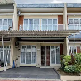 Di sewakan rumah bagus 2lt di perum the royal premier babelan bekasi