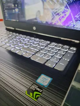 Laptop HP PAVILION gaming core i7 GEN 7 ram 16gb SSD 521GB dual VGA Nv