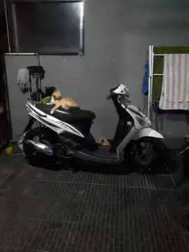 Mio putih sporty orisinilan