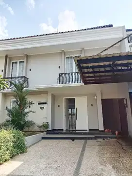 Disewakan Rumah Bagus Cluster Vassa Residence Lippo Cikarang
