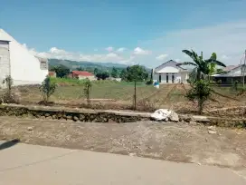 Jual Tanah Strategis Pinggir jalan utama desa Area ciluncat cangkuang