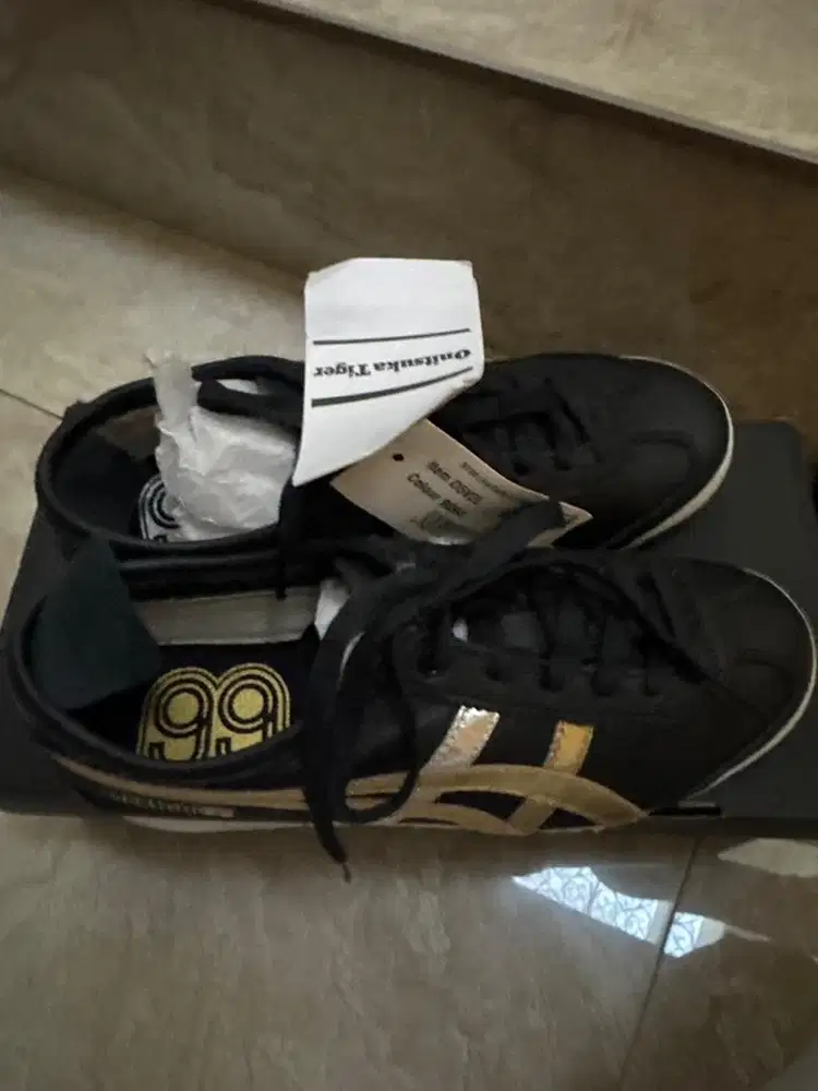 Onitsuka tiger ukuran 37