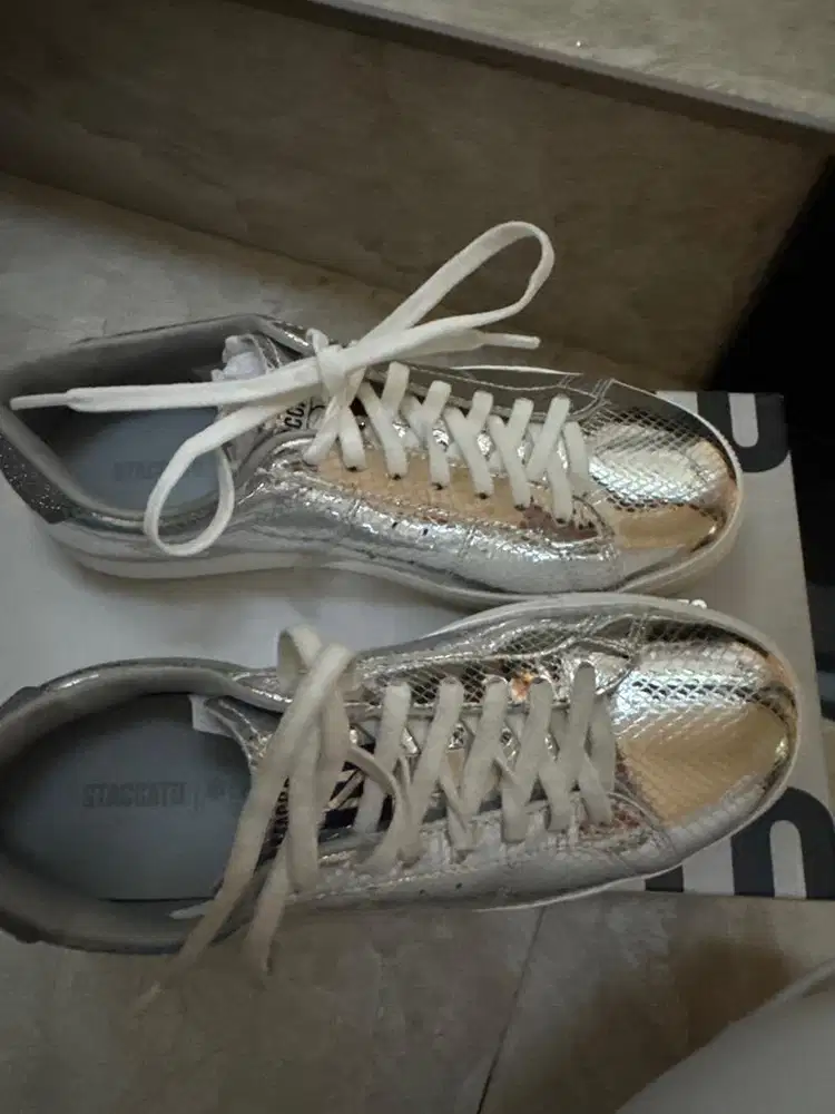 Sepatu staccato new