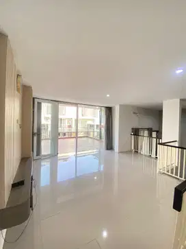 Rumah Mewah 2.5 Lantai Di Aeromansion Citra Garden 8