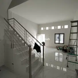DiJual Villa Baru Dalam Komplek Daerah Pancing