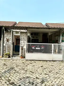 rumah dalam perumahan security 24 jam