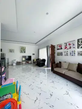 DIJUAL BRAND NEW HOUSE  Hoek  Bangunan Mandiri THE EMINENT, BSD CITY