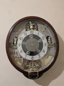Jam dinding seiko melody in motion rare item