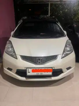 Honda Jazz RS matic 2010 Low Km