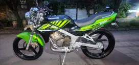 Kawasaki ninja ss tahun 2015