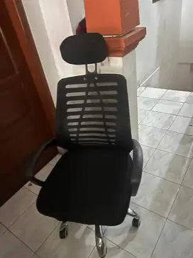 Kursi Kantor Bekas Masih Bagus Banget!