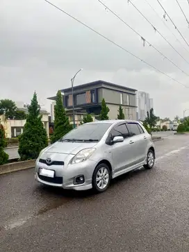 Low Km Yaris E MT 2012 Istimewa Manual Toyota 2013