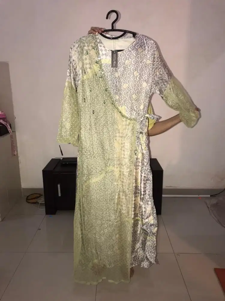 Dress hijab baru