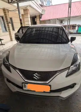 Baleno Putih Metalik Hatchback 2018 Low 41km