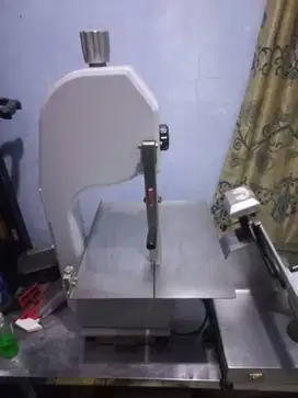 Mesin Potong Daging