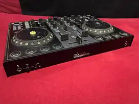 DJ Controller Mixage Reloop
