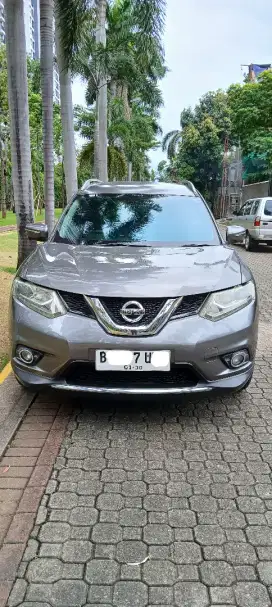 Nissan Xtrail 2.0 CVT AT 2014 Sangat Terawat Istimewa Seperti BARU