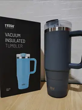 Tyeso Aura Tumbler Handle Portable Stainless Coffee cup 900 mL TS-8866