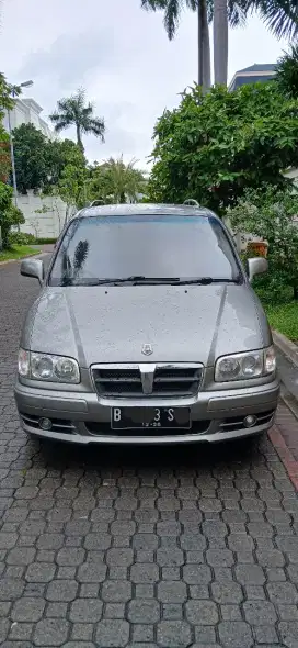 Hyundai Trajet 2.0 XG AT 2009 Km149rb Asli Sgt Istimewa Spt Mbl BARU